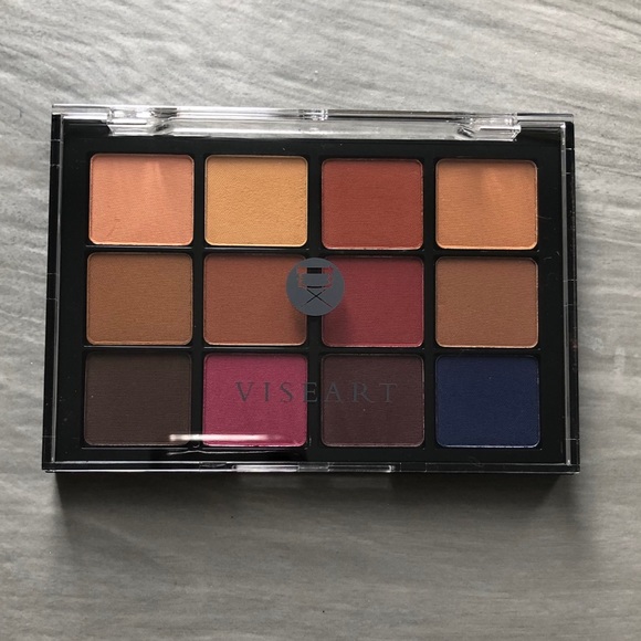 Viseart Neutral Mattes Milieu Eyeshadow Palette - Picture 2 of 6
